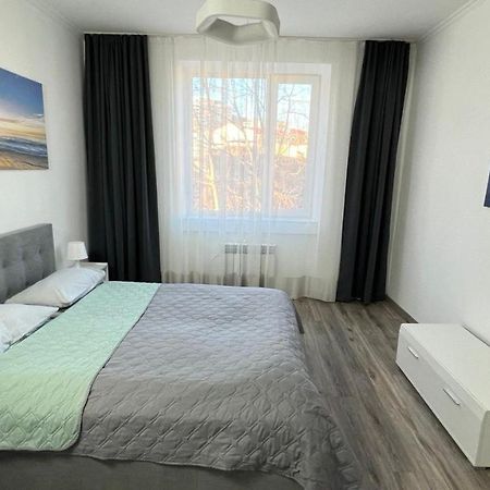 Grey & White Apart Vinnytsia Ngoại thất bức ảnh